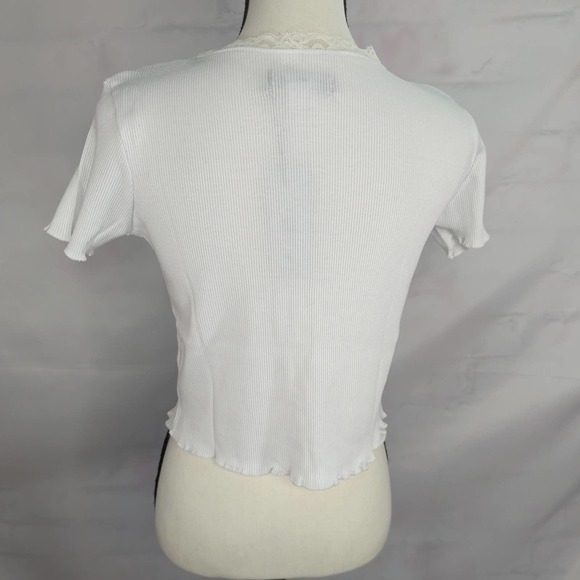 NWT | Dolls Kill x Daisy Street Embroidered Butterfly Ribbed Crop Top - Picture 3 of 5